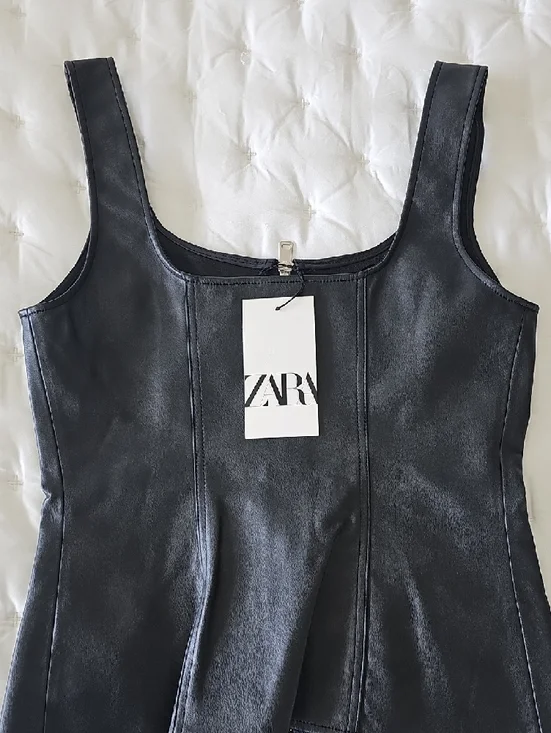 NWT Zara Black Faux Leather Zip-Front Tank - Picture 2 of 4